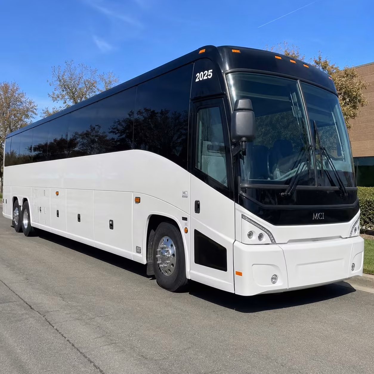 airport transfers and executive transportation from national city